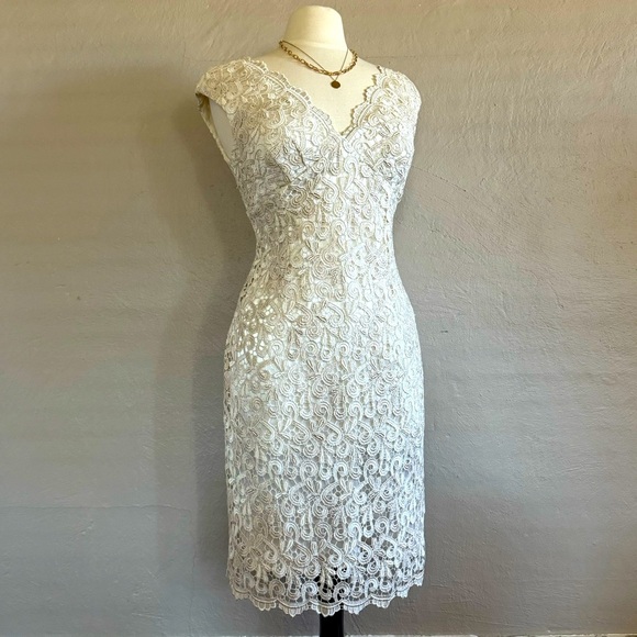 MARINA Dresses & Skirts - 🕊️ Marina Ivory/ Gold Embroidered Lace Overlay Sheath Cocktail Dress — size 8